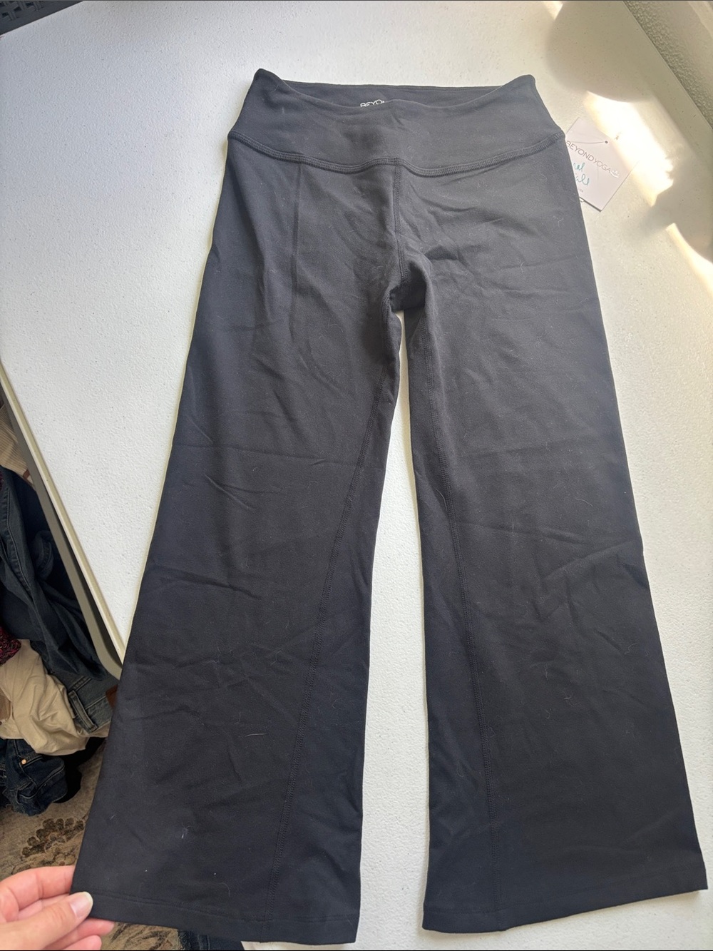 Beyond Yoga Black Wide-Leg High-Waist Cropped Yoga Pants